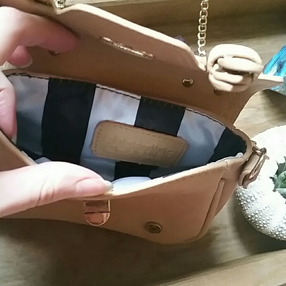 NWOT Charming Charlie Leather Crossbody or Clutch - Picture 2 of 3